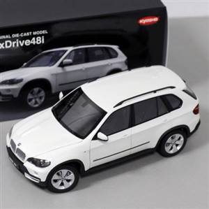 BMW X5 xDrive48i White 1:18 Kyosho