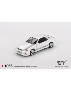 Nissan Skyline GT-R (R32) VeilSide Combat C-I White
