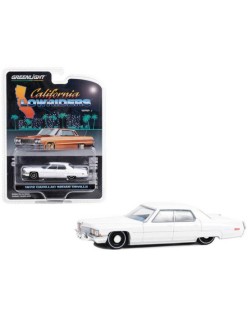 1972 Cadillac Sedan deVille - Cotillion White Solid Pack